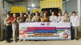 Distribusi Logistik Pilkada Garut 2024 Dimulai, KPU Gandeng JNE untuk Pengiriman Aman dan Tepat Waktu